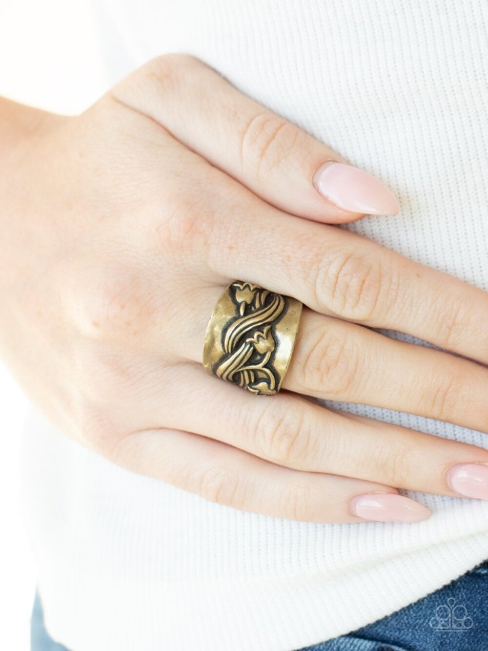 Paparazzi Ring (R101) - Picture 2 of 2